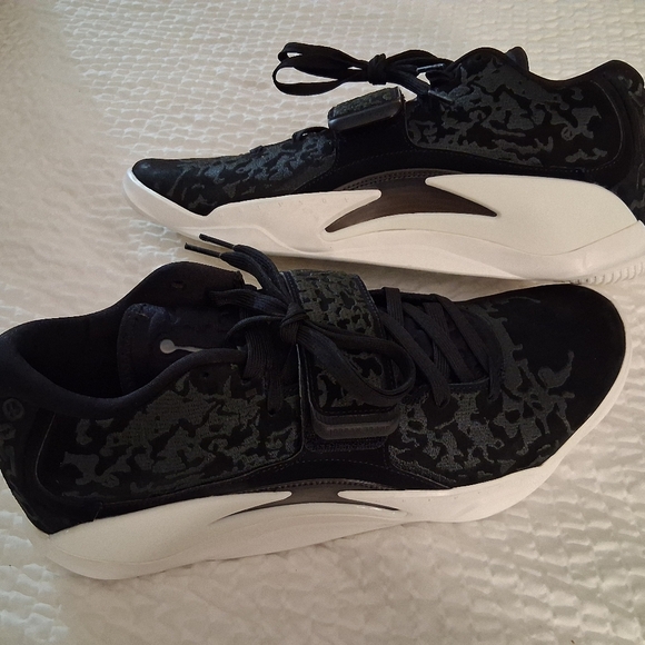 Nike Jordan Zion 3 SE Williamson M.U.D. Ash Basketball Mens Size 12 FN1714 002 - Picture 1 of 7